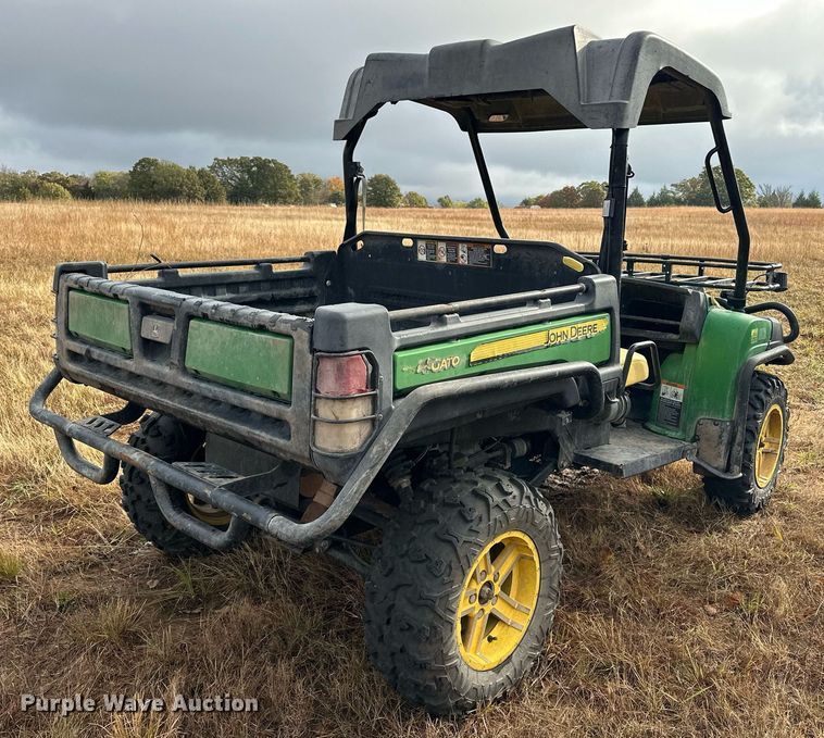 image for item EJ5086 2013 John Deere Gator 825i utility vehicle