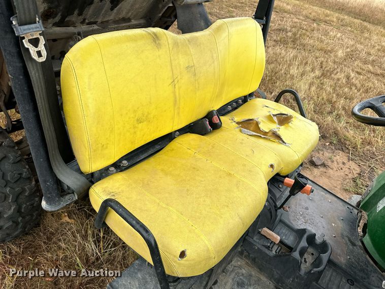 image for item EJ5086 2013 John Deere Gator 825i utility vehicle
