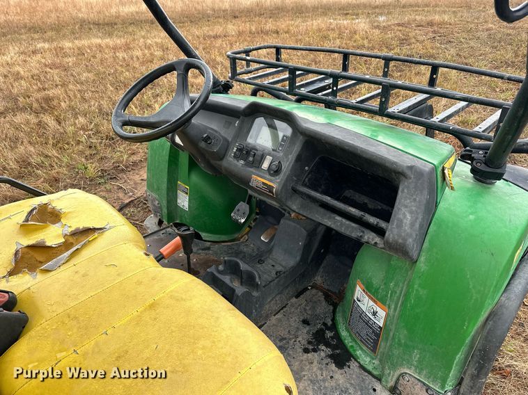 image for item EJ5086 2013 John Deere Gator 825i utility vehicle