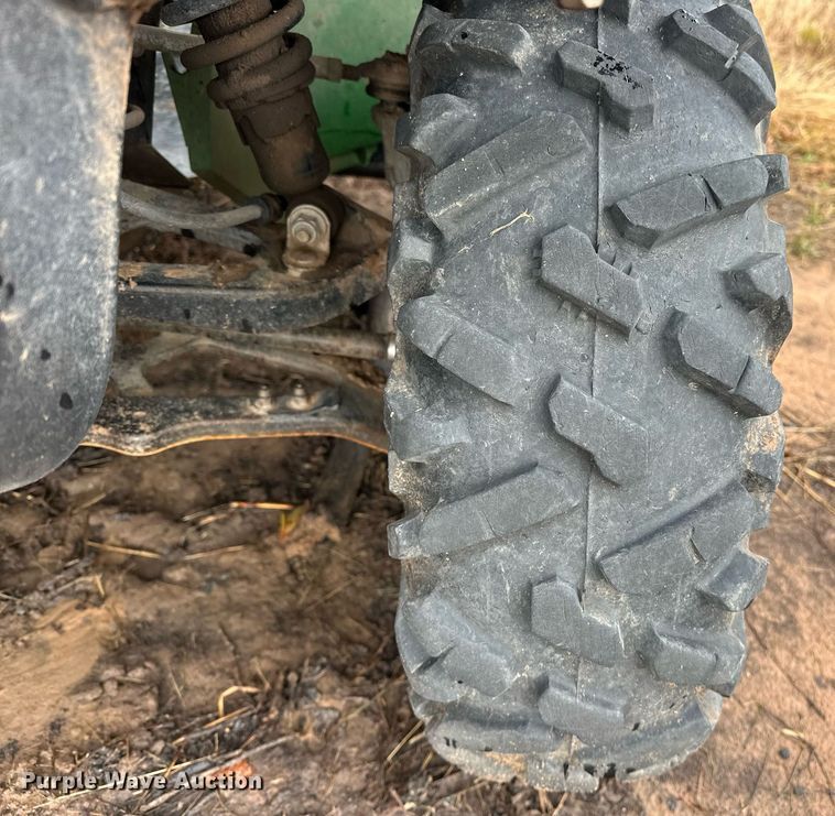image for item EJ5086 2013 John Deere Gator 825i utility vehicle