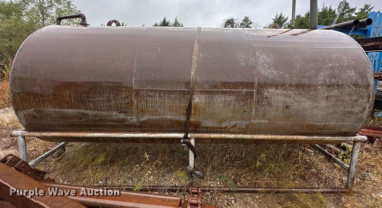 image for item EJ5092 Fuel tank