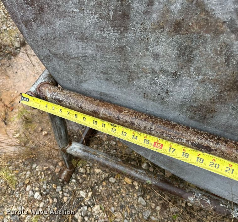 image for item EJ5092 Fuel tank