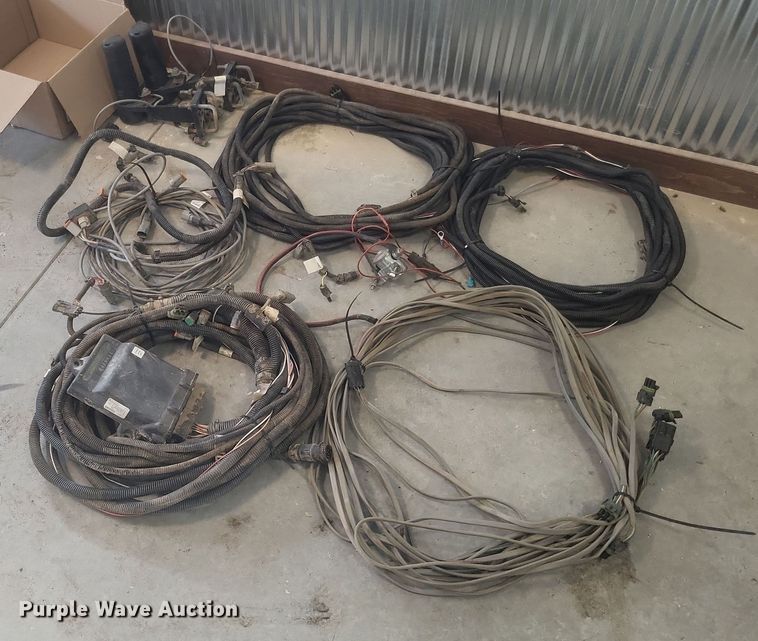 image for item EJ8084 Raven UltraGlide sprayer hydraulic system