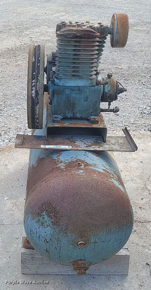 image for item EJ8086 Air compressor