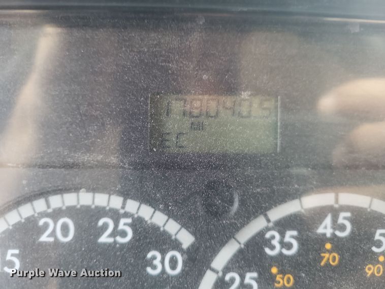 image for item EJ8088 2004 Thomas FS65 school bus