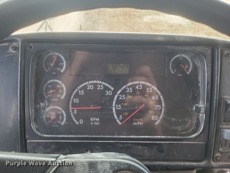 image for item EJ8088 2004 Thomas FS65 school bus