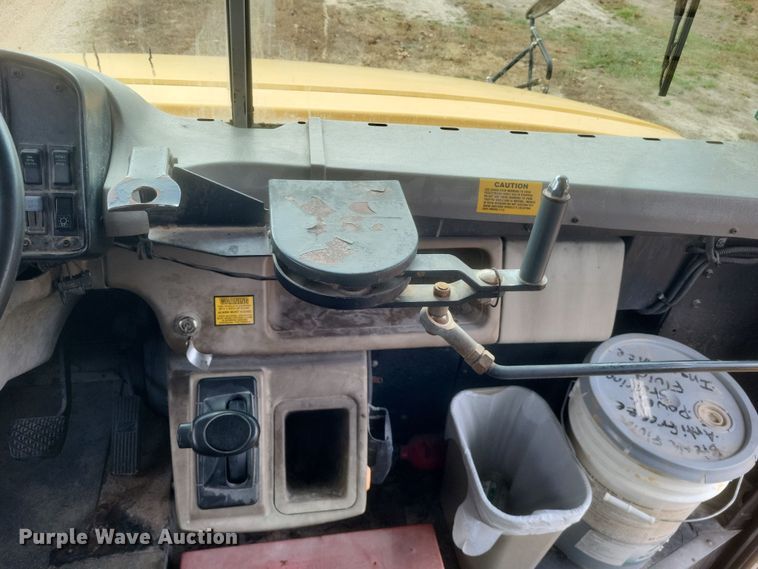 image for item EJ8088 2004 Thomas FS65 school bus