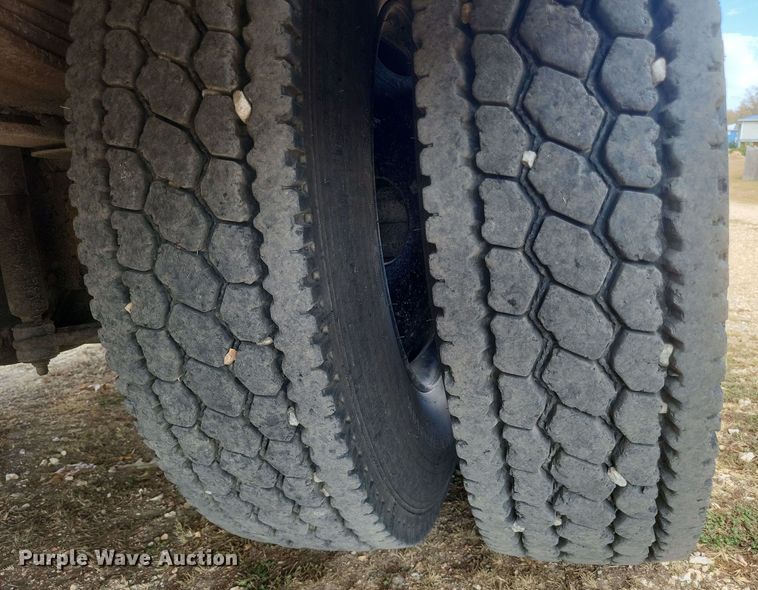 image for item EJ8088 2004 Thomas FS65 school bus