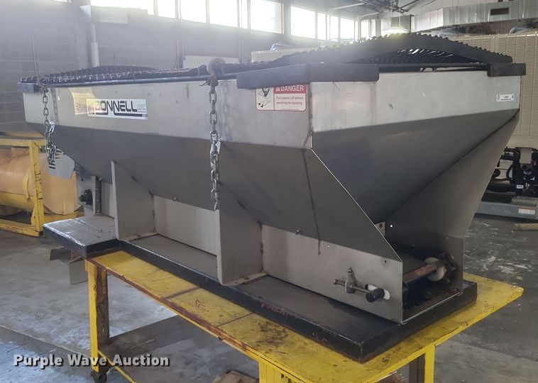 image for item EJ8098 Bonnell BJV-834-HONDA-S2 spreader 