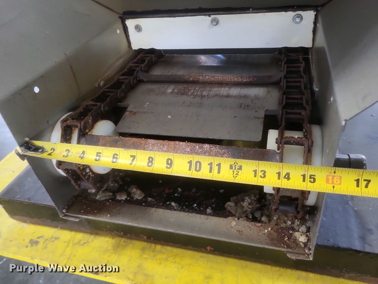 image for item EJ8098 Bonnell BJV-834-HONDA-S2 spreader 