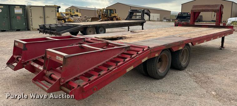 image for item EK0006 2003 James Welding RB25 Equipment trailer