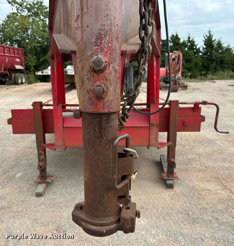 image for item EK0006 2003 James Welding RB25 Equipment trailer