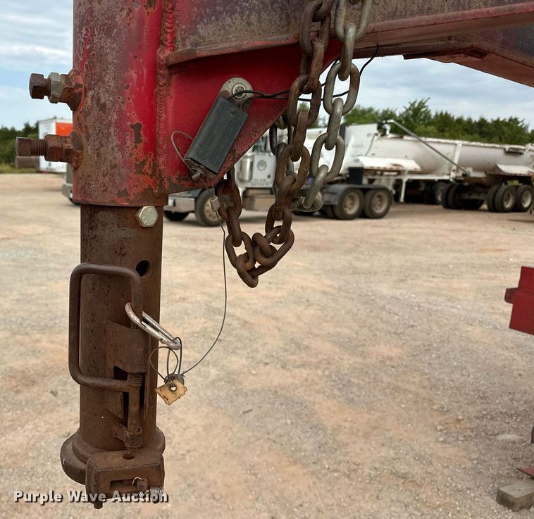 image for item EK0006 2003 James Welding RB25 Equipment trailer