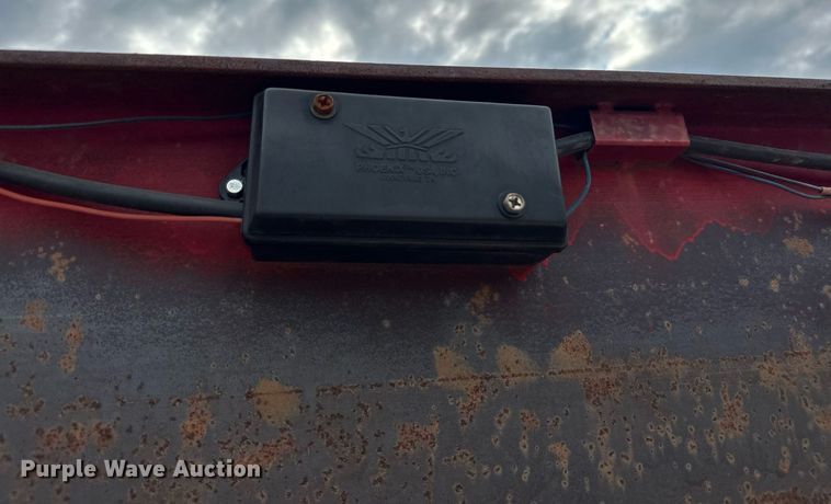 image for item EK0006 2003 James Welding RB25 Equipment trailer