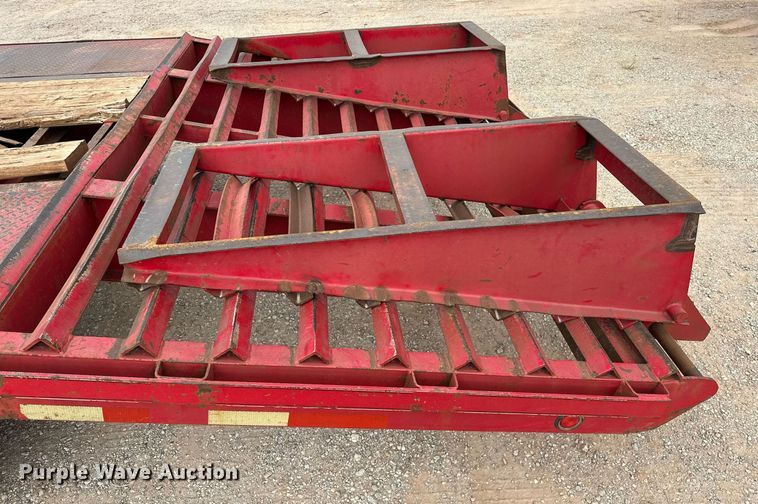 image for item EK0006 2003 James Welding RB25 Equipment trailer