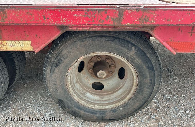 image for item EK0006 2003 James Welding RB25 Equipment trailer