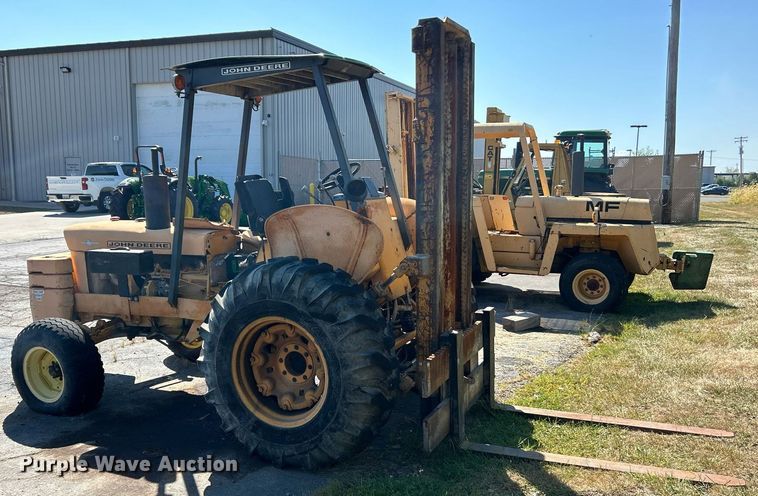 image for item EK3374 John Deere 480-BD forklift