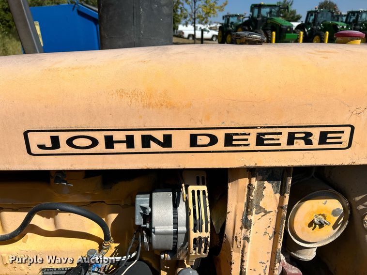 image for item EK3374 John Deere 480-BD forklift