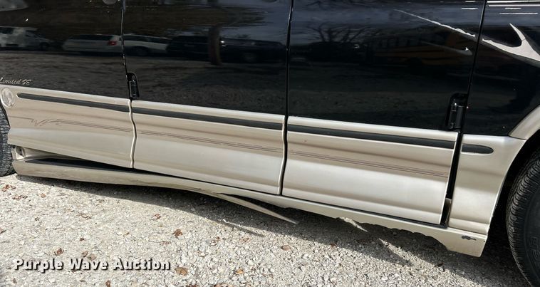 image for item EK3630 2003 GMC Savana G1500  handicap accessible van