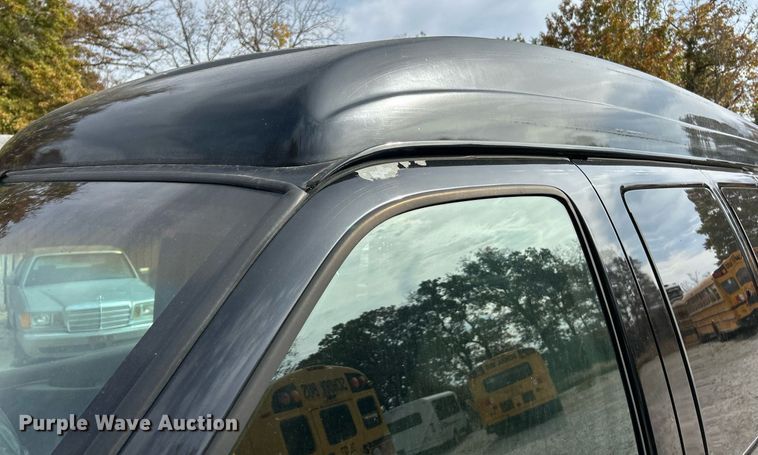 image for item EK3630 2003 GMC Savana G1500  handicap accessible van