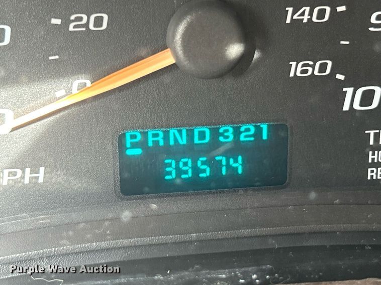 image for item EK3630 2003 GMC Savana G1500  handicap accessible van