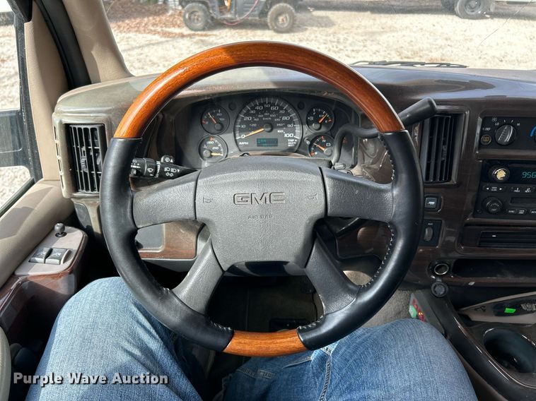 image for item EK3630 2003 GMC Savana G1500  handicap accessible van