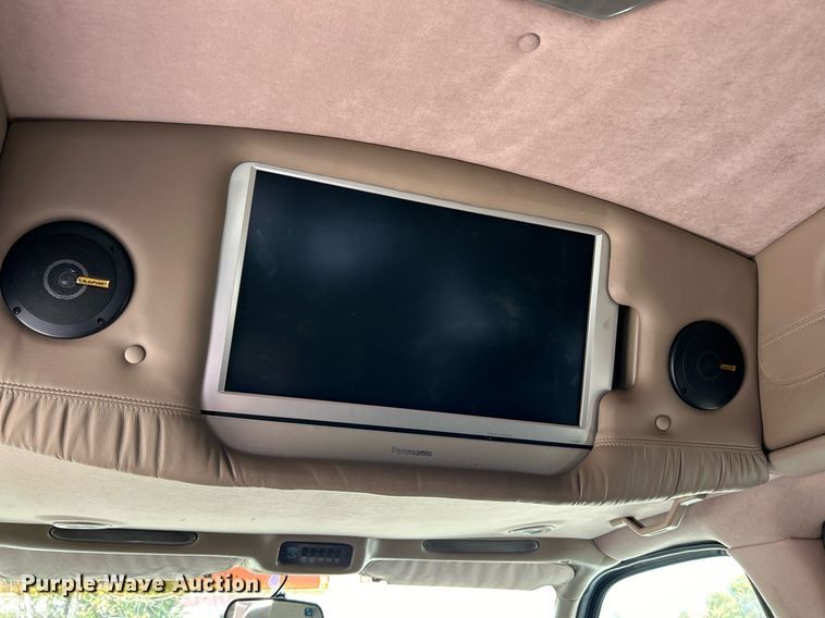 image for item EK3630 2003 GMC Savana G1500  handicap accessible van