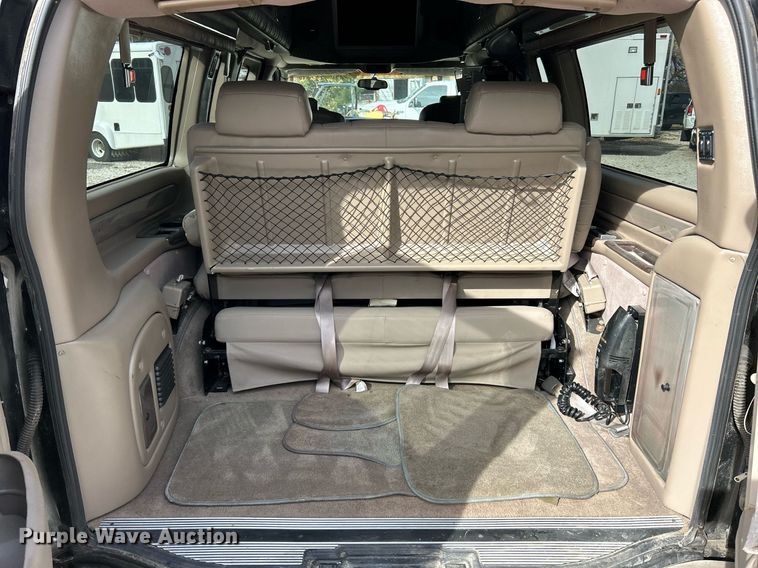 image for item EK3630 2003 GMC Savana G1500  handicap accessible van