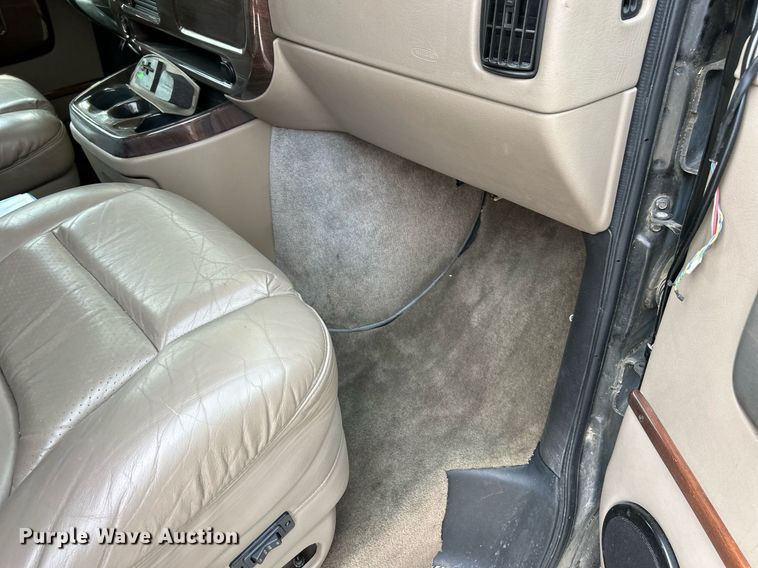 image for item EK3630 2003 GMC Savana G1500  handicap accessible van