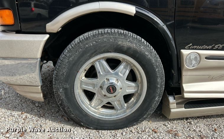 image for item EK3630 2003 GMC Savana G1500  handicap accessible van