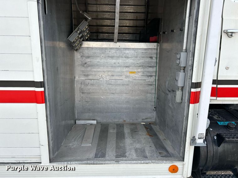 image for item EK3633 1984 Ford Conventional NL delivery truck