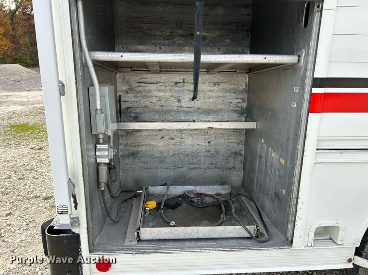 image for item EK3633 1984 Ford Conventional NL delivery truck