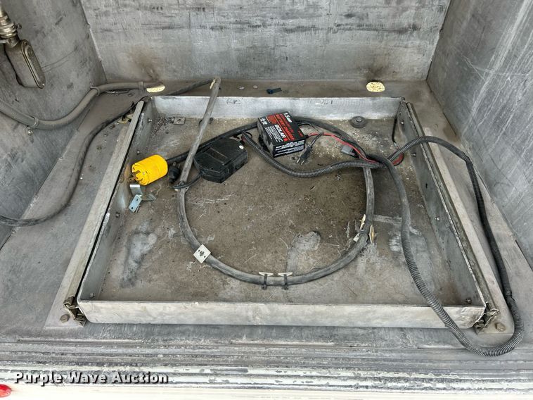 image for item EK3633 1984 Ford Conventional NL delivery truck