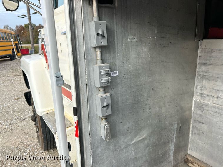 image for item EK3633 1984 Ford Conventional NL delivery truck