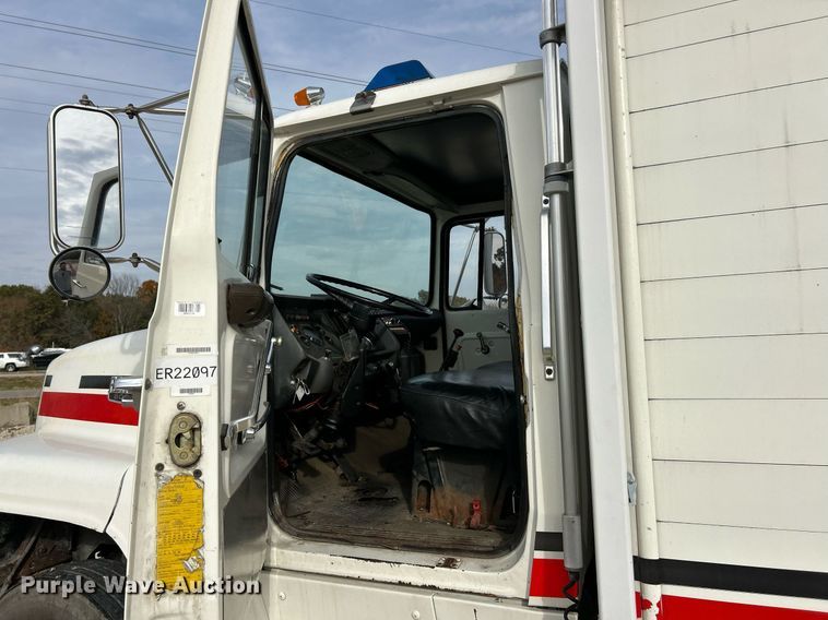 image for item EK3633 1984 Ford Conventional NL delivery truck