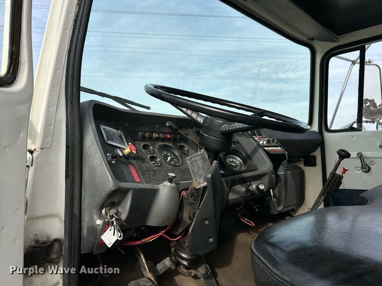 image for item EK3633 1984 Ford Conventional NL delivery truck