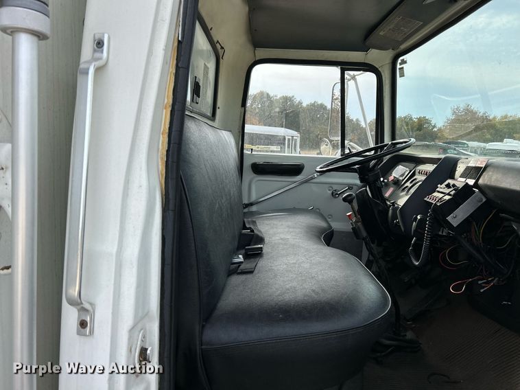 image for item EK3633 1984 Ford Conventional NL delivery truck