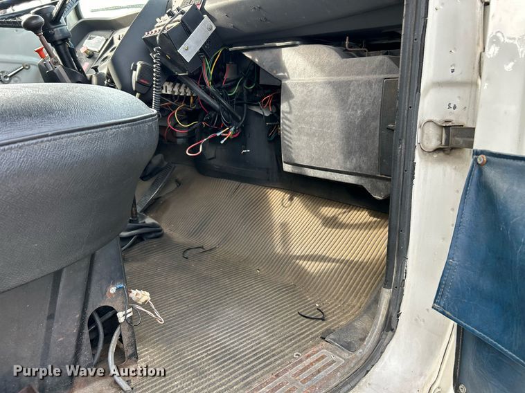 image for item EK3633 1984 Ford Conventional NL delivery truck