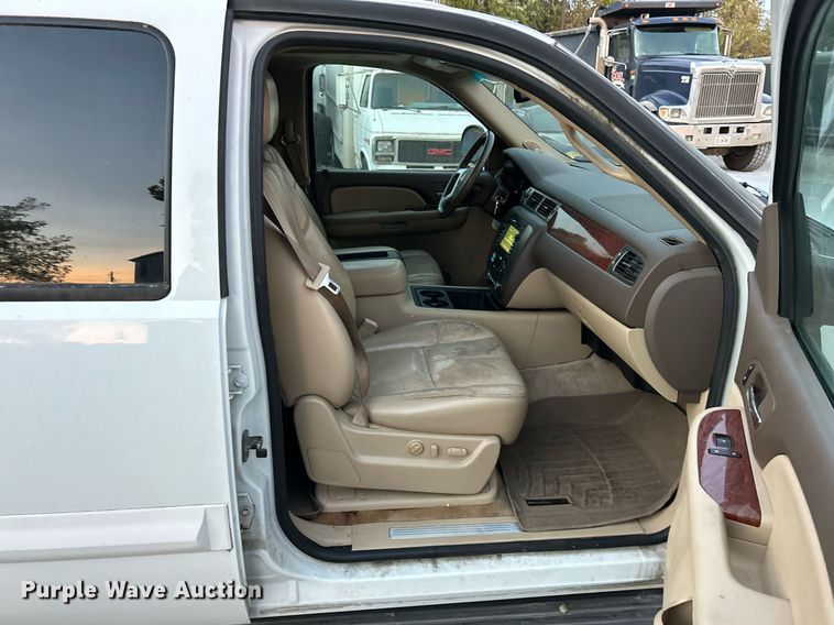 image for item EK3644 2007 GMC  Yukon XL SLT SUV