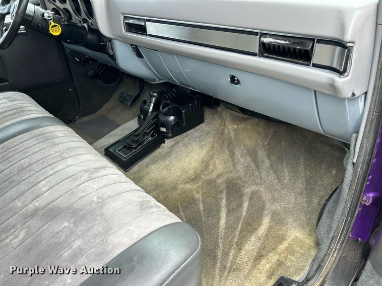 image for item EK3665 1987 Chevrolet Silverado 10 pickup truck