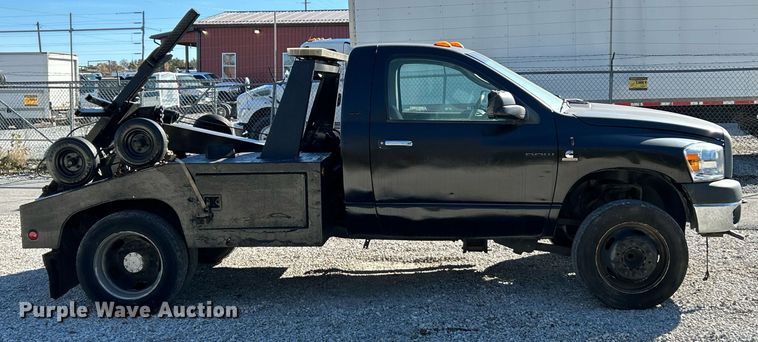 image for item EK3676 2010 Dodge  Ram 4500 SLT tow truck