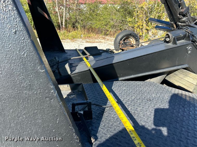 image for item EK3676 2010 Dodge  Ram 4500 SLT tow truck