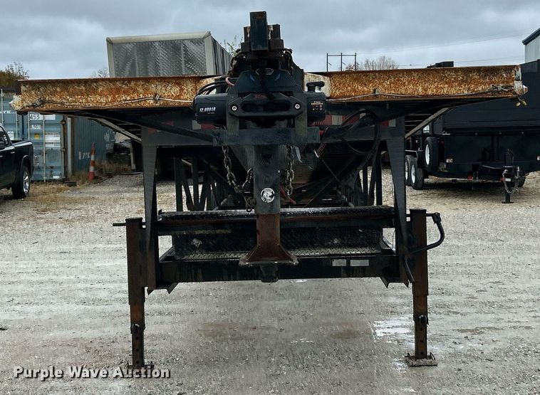 image for item EK3679 2011 Down To Earth Trailer Sales DTE850WF7B3 car carrier