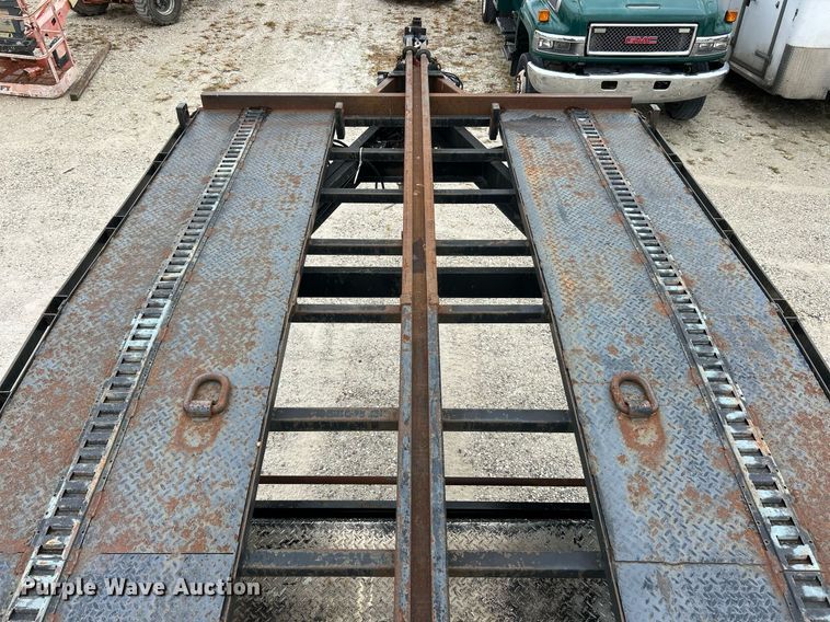 image for item EK3679 2011 Down To Earth Trailer Sales DTE850WF7B3 car carrier