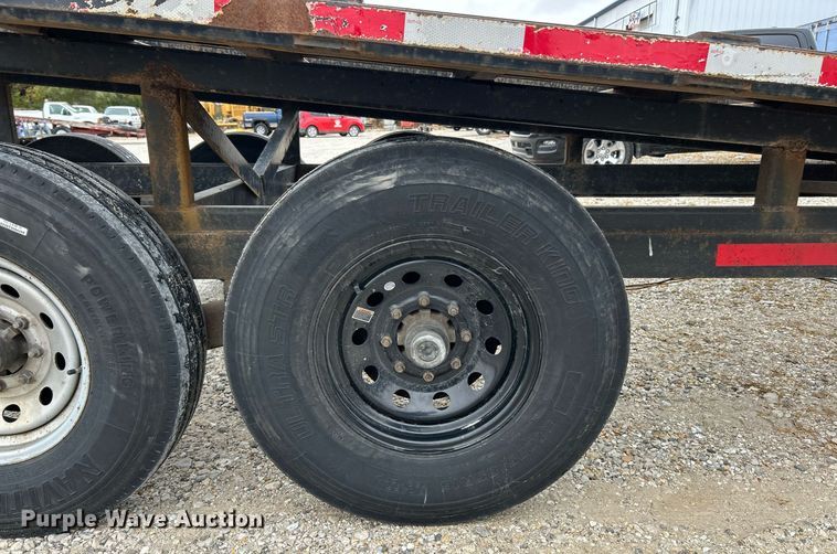 image for item EK3679 2011 Down To Earth Trailer Sales DTE850WF7B3 car carrier