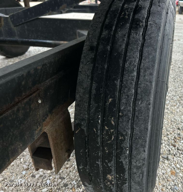 image for item EK3679 2011 Down To Earth Trailer Sales DTE850WF7B3 car carrier