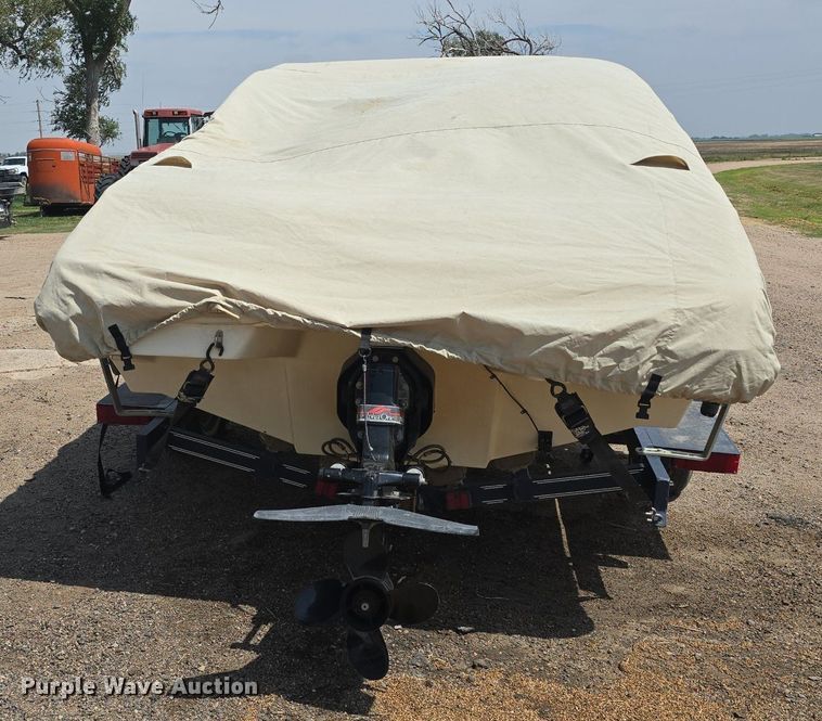 image for item EK6357 1997 Caravelle boat