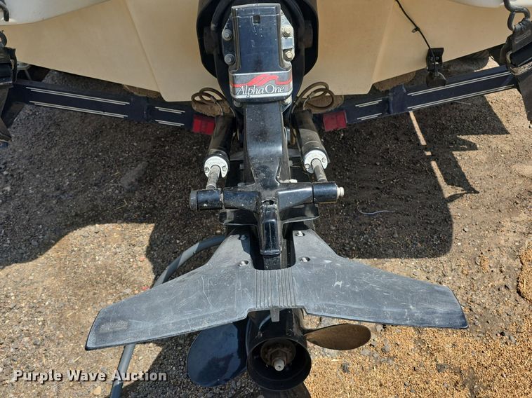 image for item EK6357 1997 Caravelle boat