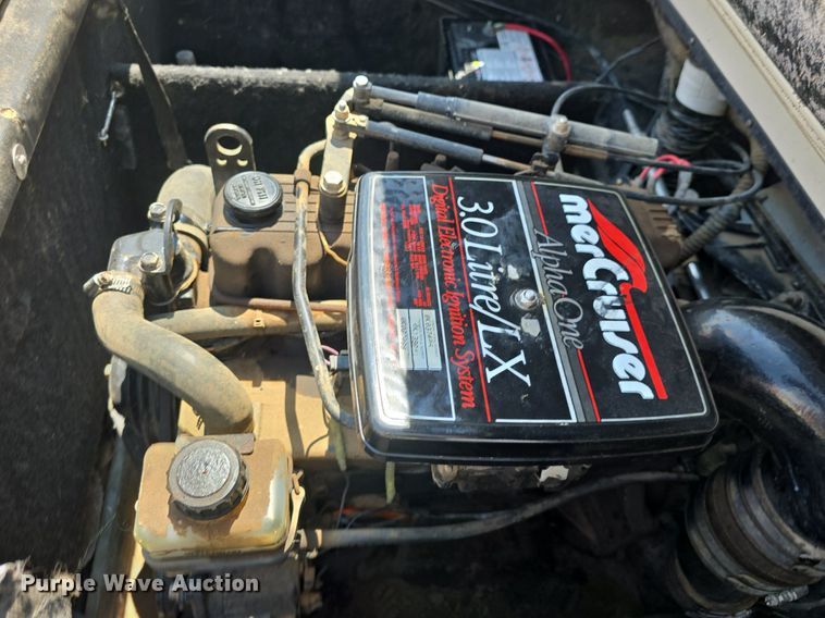 image for item EK6357 1997 Caravelle boat