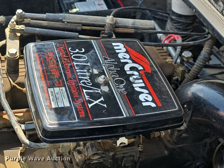 image for item EK6357 1997 Caravelle boat